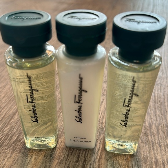 SALVADORE FERRAGAMO BUNDLE SHAMPOO/CONDITIONER/SHOWER GEL - Picture 5 of 8